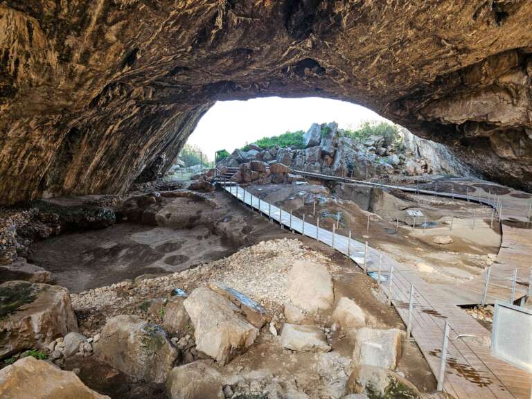 Höhle von Franchthi