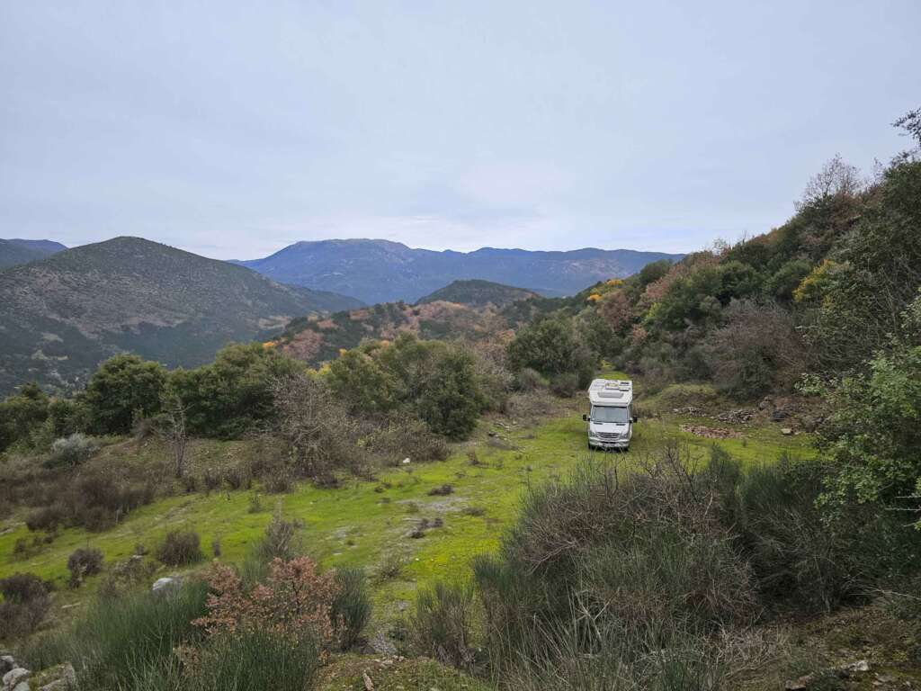 Frei stehen mit dem Wohnmobil in Griechenland