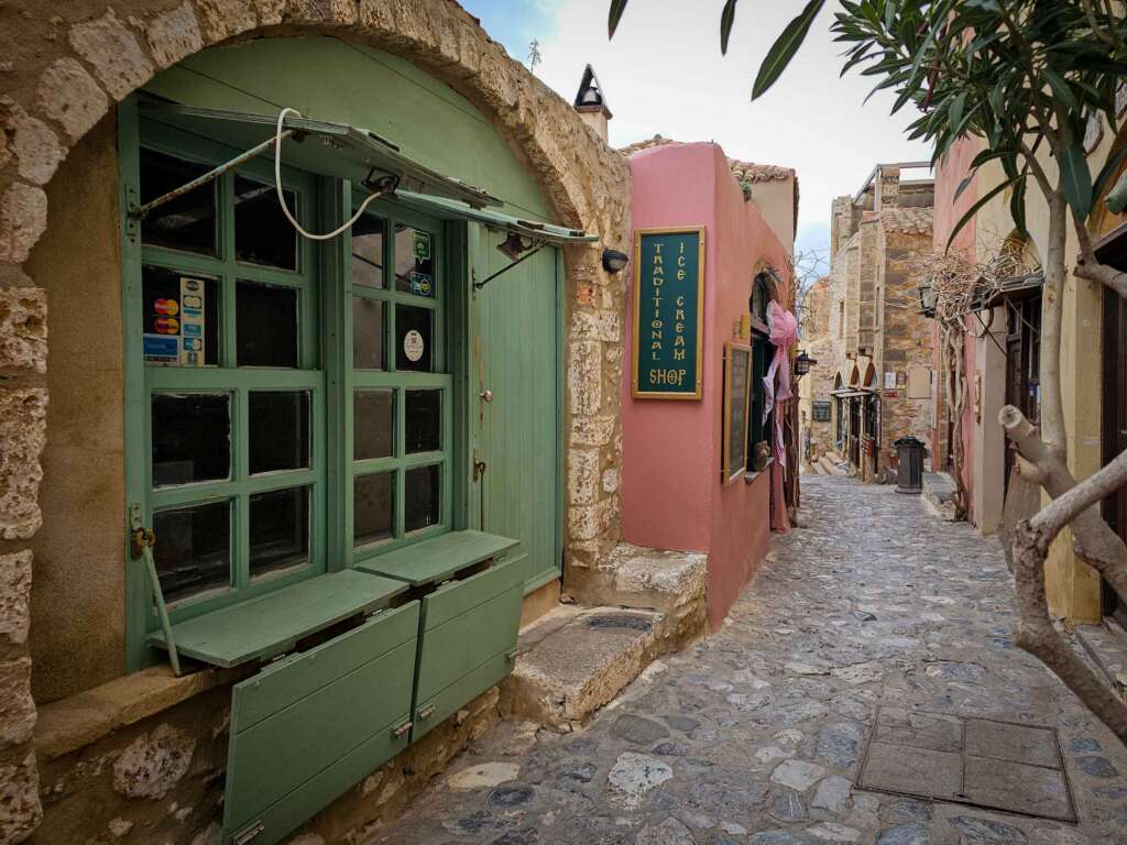 Die meisten Läden haben in Monemvasia  zur Zeit geschlossen