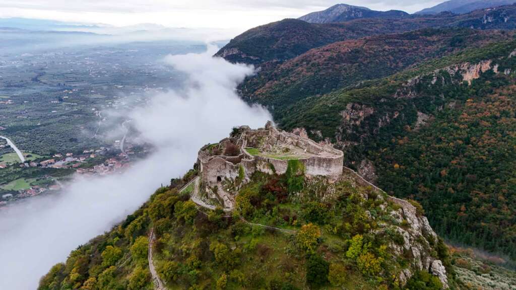 Drohnenaufnahme des Mystras Kloster