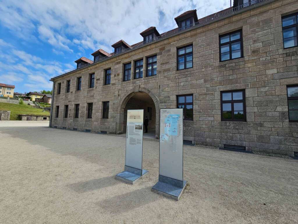 Ein stilles Mahnmal: Besuch der KZ-Gedenkstätte Flossenbürg 6 KZ-Gedenkstätte Flossenbürg