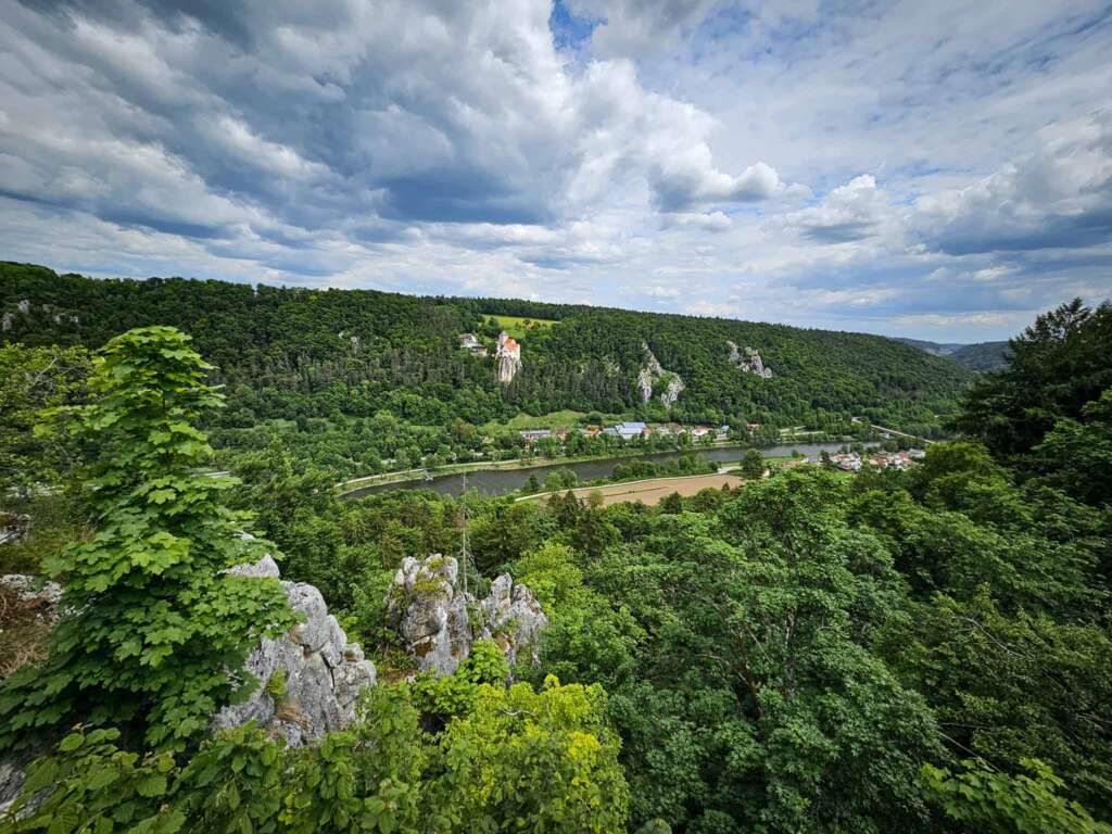 Geheime Klamm bei Burg Prunn: Diese Wanderung haut dich um! 8 Burg Prunn an der Donau