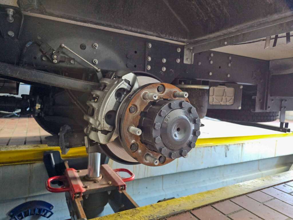 Reifenpanne mit einem Iveco Daily